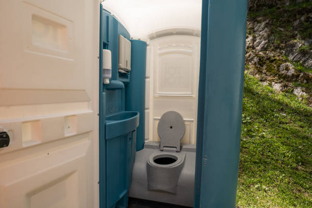 Best Emergency porta potty rental  in Ladonia, AL